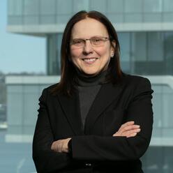 Photo of Prof. Donna Hitscherich
