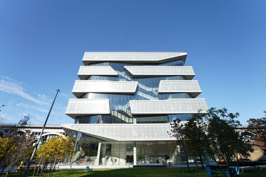 The majesty of Kravis Hall