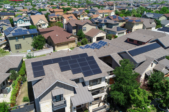 Solar rooftop panels in Texas